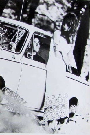 Jim séducteur pour les besoins de la promotion de la nouvelle Ford Corsair en 1966 Jim séducteur pour les besoins de la promotion de la nouvelle Ford Corsair en 1966